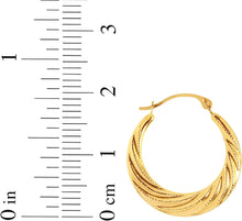 Load image into Gallery viewer, 10k Yellow Gold 20mm Graduated Round Circle Twist Hoop Earrings