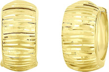 Load image into Gallery viewer, 14k Yellow Gold 16mm Reversible Polished & Linear Diamond Cut Huggie Earrings
