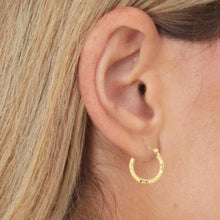 Load image into Gallery viewer, 14k Yellow Gold 2mm Diamond Cut & Polished Tube Hoop Earrings