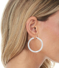 Load image into Gallery viewer, 10k White Gold 4mm Diamond Cut Round Tube Hoop Earrings