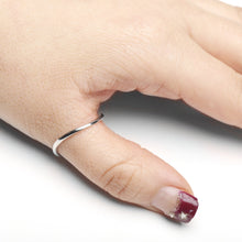 Load image into Gallery viewer, 10k Yellow Gold or White Gold or Rose Gold 1.5mm Curved Thumb Ring