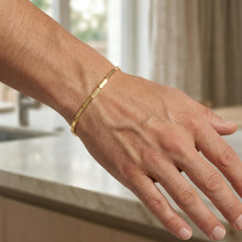 Load image into Gallery viewer, 14k Yellow Gold 2.5mm Brick Link Bracelet, 7.25 Inch