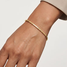 Load image into Gallery viewer, 14k Yellow Gold 2.4mm Cube Bangle Bracelet, 6.75 Inch