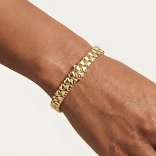 Load image into Gallery viewer, 14k Yellow Gold 7mm Sweetheart Alternating Hearts Link Bracelet, 7.25 Inch