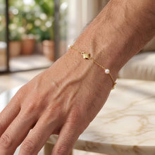 Load image into Gallery viewer, 14k Yellow Gold 8.3mm Cultured Gold Pearl & Clover Station Link Bracelet, Adjustable 6.25" - 7 Inch