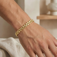 Load image into Gallery viewer, 14k Yellow Gold 7mm Sweetheart Link Bracelet, 7.25 Inch