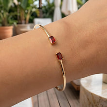 Load image into Gallery viewer, Italian 14k Yellow Gold 4mm Natural Garnet Gemstone Candy Bangle Charm Bracelet