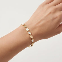 Load image into Gallery viewer, 14k Yellow Gold 5mm Mother Of Pearl Mirror Square Cube Link Bracelet, 7.25 Inch