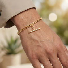 Load image into Gallery viewer, 14k Yellow Gold 25mm Toggle Bar 3.9mm Figaro Paperclip Link Bracelet, 7.5 Inch