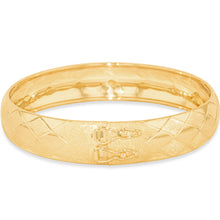 Load image into Gallery viewer, 10k Yellow Gold 12mm Checker Satin Finish Textured Flex Bangle Bracelet