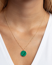 Load image into Gallery viewer, 14k Yellow Gold Malachite Onyx Inlay Circle Necklace Solid Cable Chain Necklace
