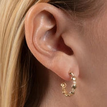 Load image into Gallery viewer, 14k Yellow Gold 18.2mm x 4mm Station CZ  Round Circle Hoops Earrings
