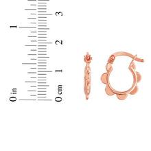 Load image into Gallery viewer, 14k Yellow Gold 16.9mm Scalloped Hoop Earrings
