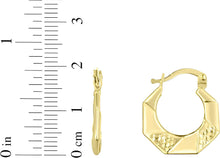 Load image into Gallery viewer, 10k Yellow Gold 19.8mm Octagon Twisted High Polished and Textured Hoop Earrings
