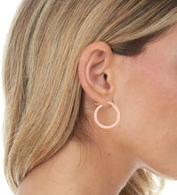 Load image into Gallery viewer, 14k Rose Gold 2mm High Polish Round Tube Hoop Earrings

