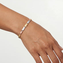Load image into Gallery viewer, 14k Tri-Color Gold 4.7mm X Criss Cross Stampato Link Bracelet, 7.25 Inch
