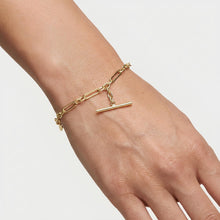 Load image into Gallery viewer, 14k Yellow Gold 4mm Figaro Paperclip Toggle Link Bracelet, 7.5 Inch
