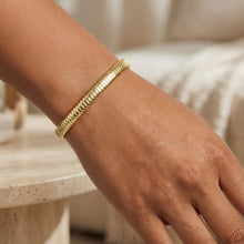 Load image into Gallery viewer, 14k Yellow Gold 5.5mm or 9mm Ribbed Tubogas Bangle Bracelet
