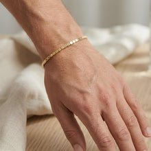 Load image into Gallery viewer, 14k Yellow Gold 2.6mm Mini Cube Brick Bracelet, 7 Inch
