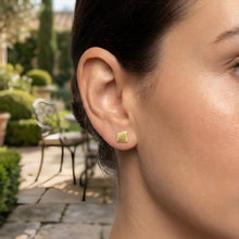 Load image into Gallery viewer, 14k Yellow Gold 4.5mm Flat Back Twisted Square Stud Earrings
