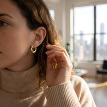 Load image into Gallery viewer, 10k Yellow Gold 20mm High Polish and Twisted Wave Swirl Design Hoop Earrings
