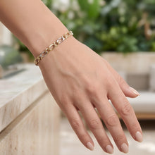 Load image into Gallery viewer, 14k Two-Tone Gold 5mm Alternating Figaro Link Bracelet, 7.5 Inch
