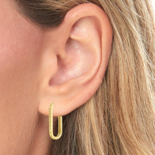 Load image into Gallery viewer, 14k Yellow Gold 14.1mm x 2mm or 20.2mm x 2mm Textured Rounded Rectangular Hoop Earrings
