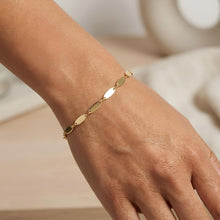 Load image into Gallery viewer, 14k Yellow Gold 2.5mm Flat Pebble Link Bracelet, 7 Inch
