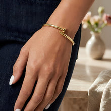 Load image into Gallery viewer, 14k Yellow Gold 4mm Solid Shiny High Polish Bypass Nail Cuff Bangle Bracelet 7 Inch
