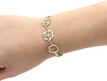 Load image into Gallery viewer, 10k Yellow Gold Claddagh Heart Round Circle Shape Link Bracelet
