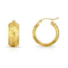Load image into Gallery viewer, 14k Yellow Gold Diamond Cut Huggies Hoop Earrings Flower Design (8mm)
